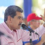 Maduro llamó a las empresas privadas a sumarse a la Misión Sonrisa
