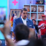 Maduro cuestiona acciones desestabilizadoras planeadas por la derecha venezolana