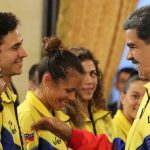 Maduro abandera a la delegación olímpica venezolana