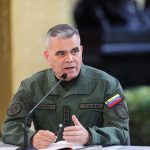 Vladimir Padrino llama a proteger material electoral para garantizar la paz