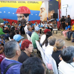 Comunas son el núcleo de defensa de la paz