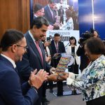 Presidente Maduro entrega Premio Nacional de Periodismo “Simón Bolívar»