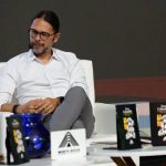 Ministro Ñáñez invita al lanzamiento del libro Sobre Blanco / On White