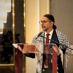 Ministro Ñáñez entrega condecoración «Andrés Bello» a poetas palestinos