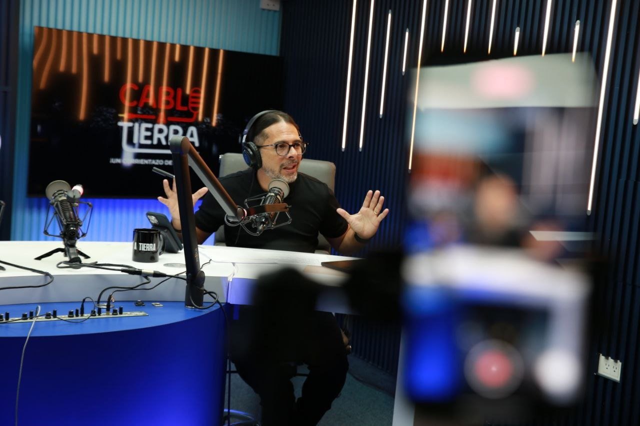 Ñáñez denuncia narrativa fascista orquestada por EEUU