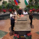 Presidenta encargada rinde homenaje al Comandante Hugo Chávez