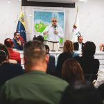 Ministro Pérez Pirela articula estrategias comunicacionales para la defensa de la verdad