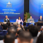 Presidenta (E) Delcy Rodríguez rechaza injerencia de EEUU