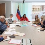 Presidenta (E) Delcy Rodríguez dirige reunión estratégica del Sector Salud
