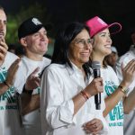Presidenta (E) Delcy Rodríguez: «Venezuela toda a disfrutar de estos Carnavales»