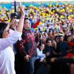 Presidenta (E) Delcy Rodríguez: El pueblo venezolano sabrá educar a esa clase de antipolítica extremista que ha puesto en peligro al país