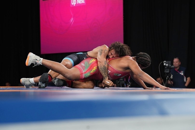 Venezuela alcanza nuevas medallas en lucha en los Suramericanos