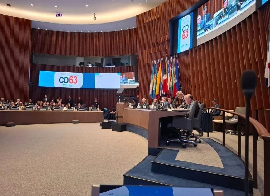 Viceministra de Salud Integral del Ministerio del Poder Popular para la Salud (Minsalud), Dra. Noly Fernández, representa a Venezuela en el 63.° Consejo Directivo de la Organización Panamericana de la Salud (OPS) y en la 78.ª sesión del Comité Regional de la OMS para las Américas, eventos celebrados en Washington, D.C. El foro internacional reúne a ministros y autoridades del sector para debatir el fortalecimiento del sistema sanitario, la seguridad de la salud, la gestión de emergencias y el control de enfermedades transmisibles.