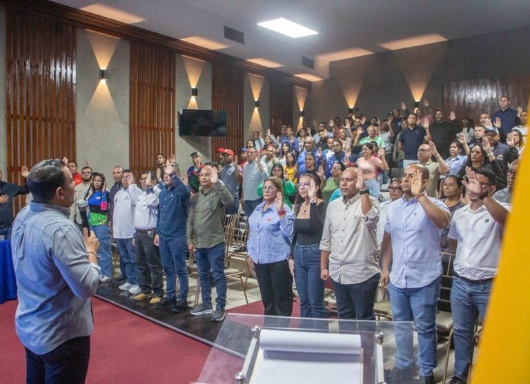 Gobiernos locales y poder popular se despliegan para optimizar servicios en Falcón