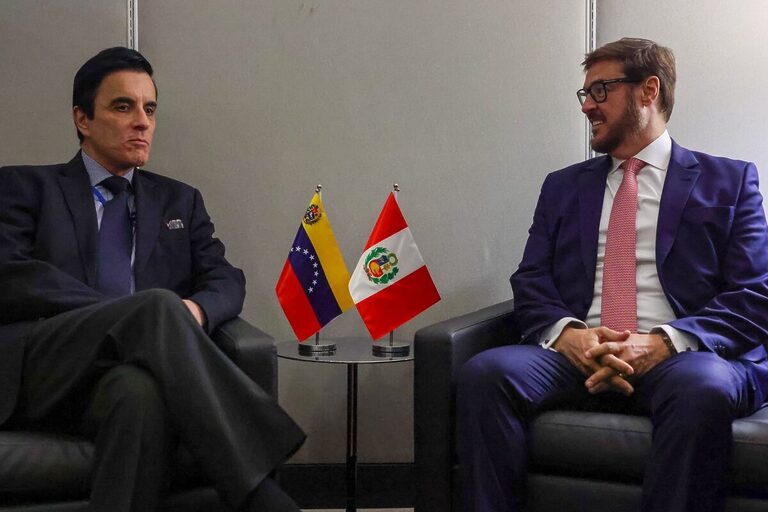 Venezuela y Perú