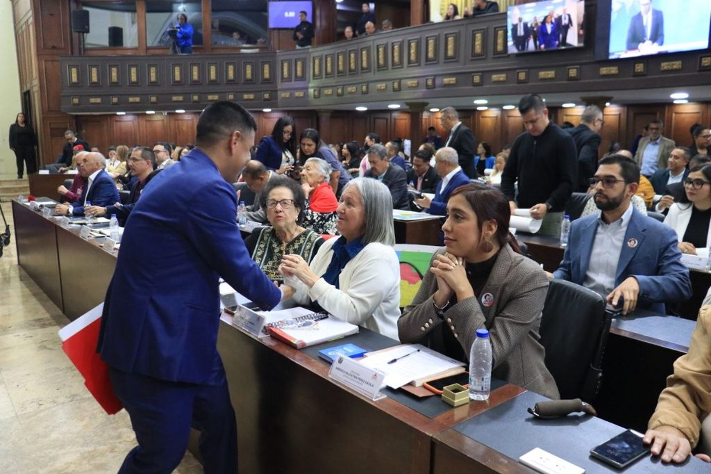 acuerdo de respaldo a la participación de la Presidenta Delcy Rodríguez