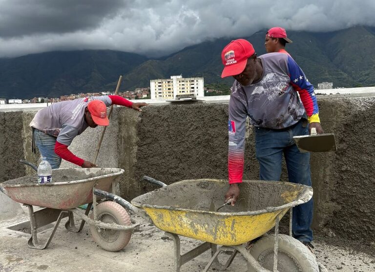 Avanza la construcción del Mirador de Petare en Miranda