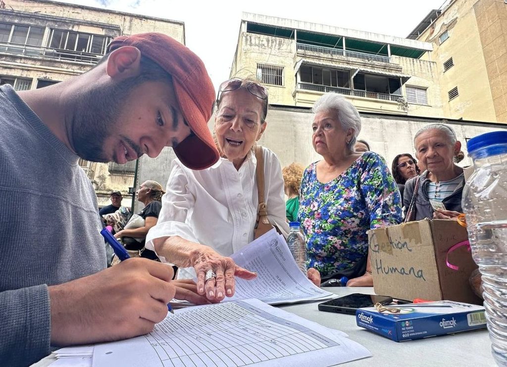 Mincomunas realizó atención alimentaria a jubilados y pensionados