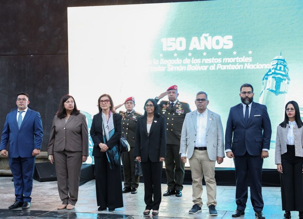 Presidenta Delcy Rodríguez conmemora 150 años del traslado de los restos del libertador Simón Bolívar al Panteón Nacional