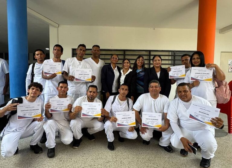 Camilleros certificados