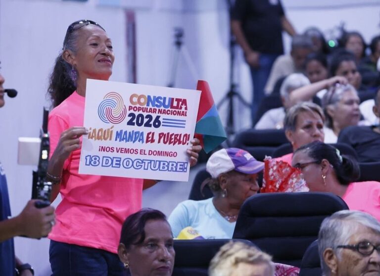 Comunas y condominios listos para Consulta Popular Nacional ​