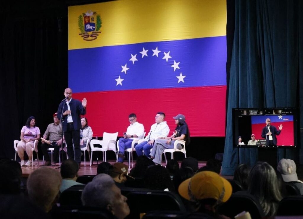 Comunas y condominios listos para Consulta Popular Nacional ​