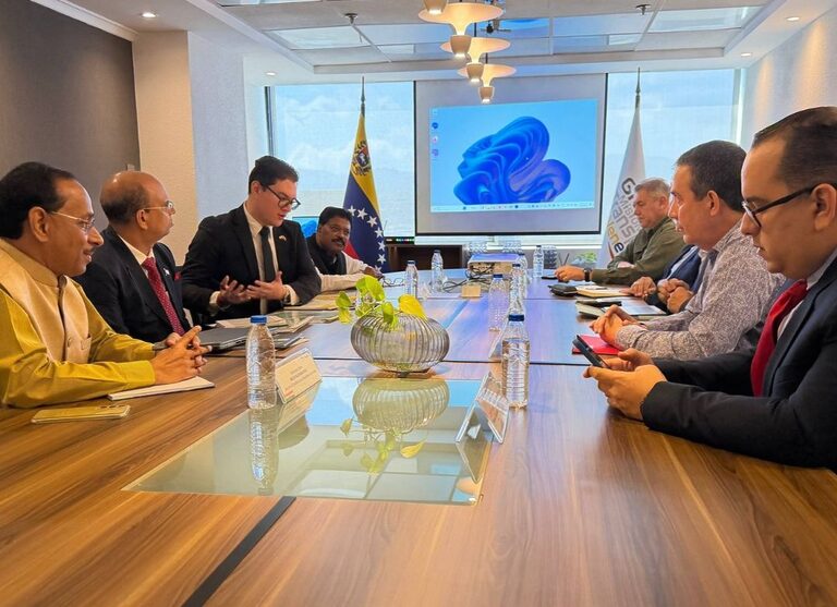 Venezuela e India evalúan proyectos para el sector transporte​
