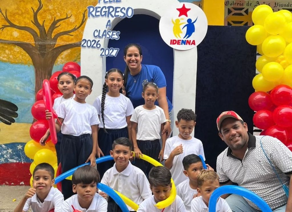 Idenna inicia reimpulso en Sucre con jornada formativa y recreativa en la E.B. Federal Sucre