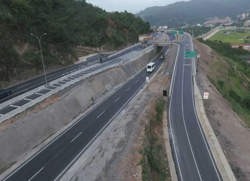 Rehabilitan la Panamericana y accesos al Estadio Monumental