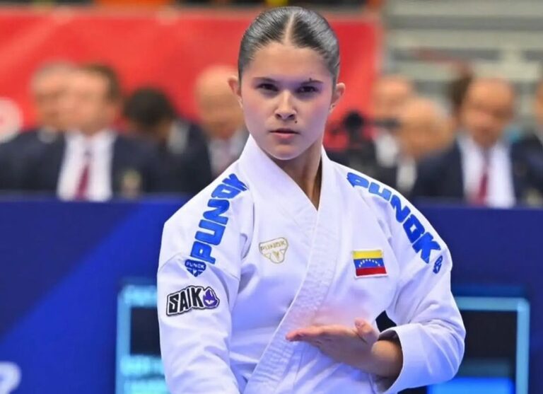 Karateca Daniela García conquista medalla de bronce mundial