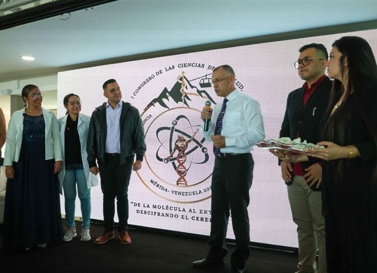 Presentan libro de Neurohistología en la Universidad de Los Andes