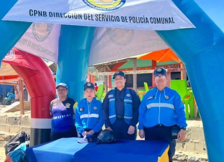 Despliegan más de 1.900 policías comunales en Caracas y La Guaira