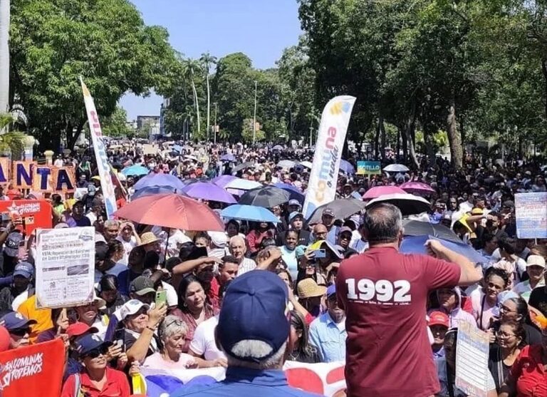 Pueblo de Anzoátegui se moviliza hacia la Consulta Popular ​Nacional