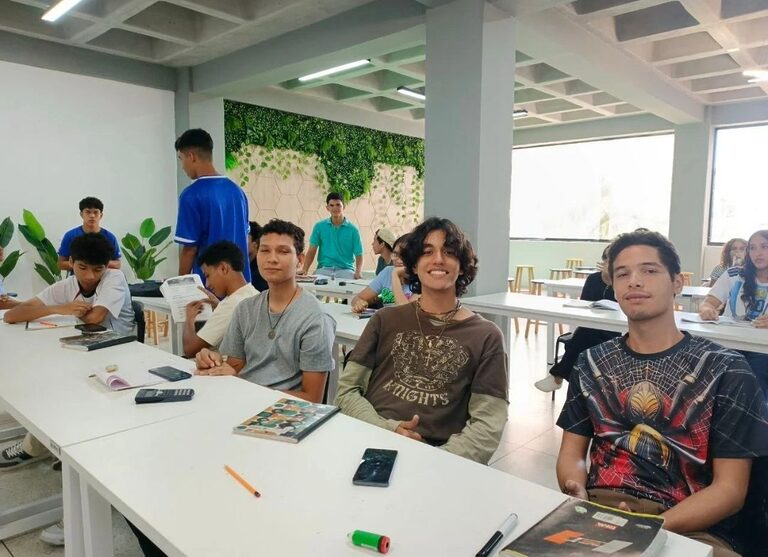 Fundacite Carabobo promueve las ciencias en estudiantes locales