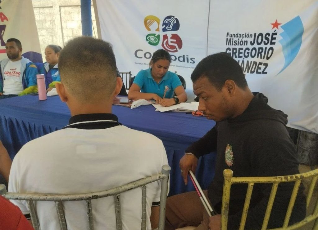 Misión JGH y Conapdis certifican a personas con discapacidad en Coro 