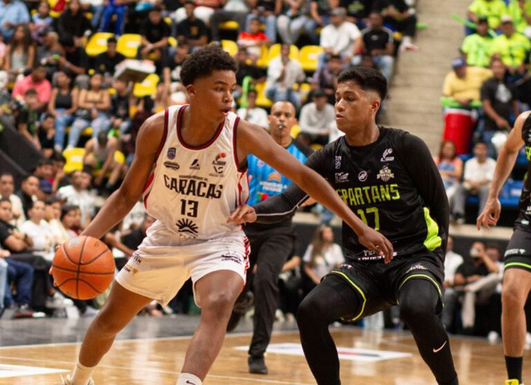 Caracas y Puerto Cabello chocan en la Liga de Baloncesto
