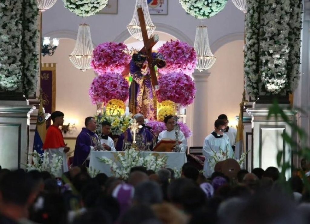 Renovación espiritual fortalece el alma nacional para defender la paz
