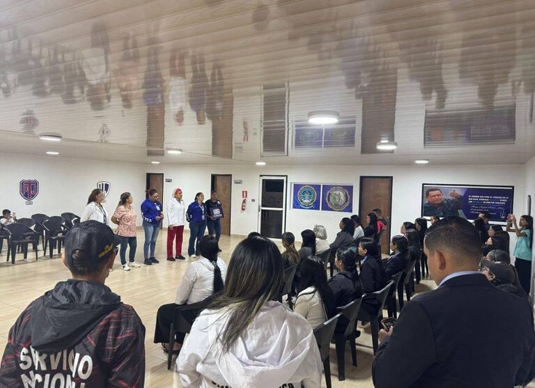 Senades y Cicpc brindan atención ginecológica a funcionarias en Maturín