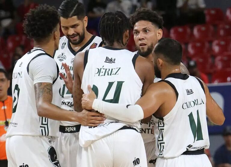 Spartans DC venció 87-74 a Cocodrilos en el Parque Naciones Unidas