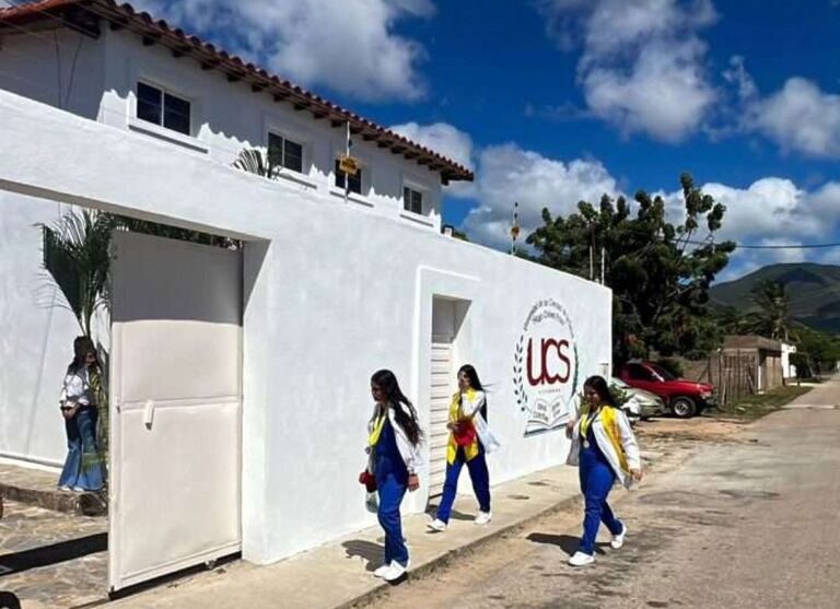Inauguran Aula de Realidad Aumentada en la UCS de Nueva Esparta ​