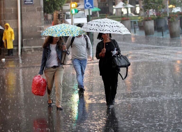 INAMEH preciso que el paso de la onda tropical 55 generará lluvias