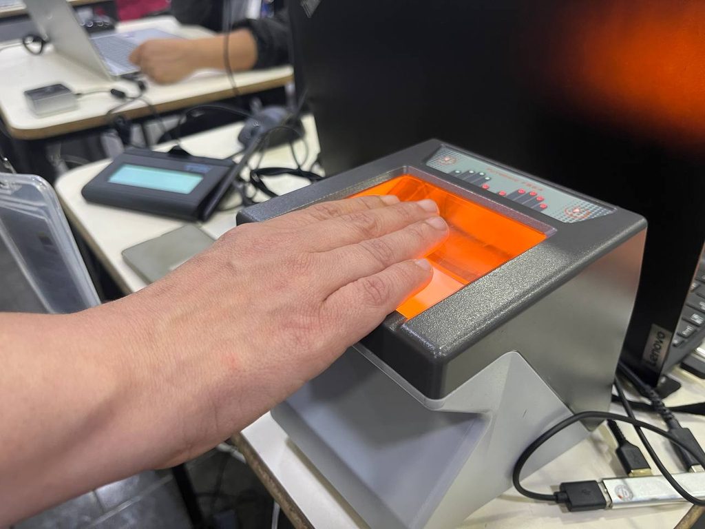 SAIME realiza jornada de cedulación para trabajadores del MIPPCI