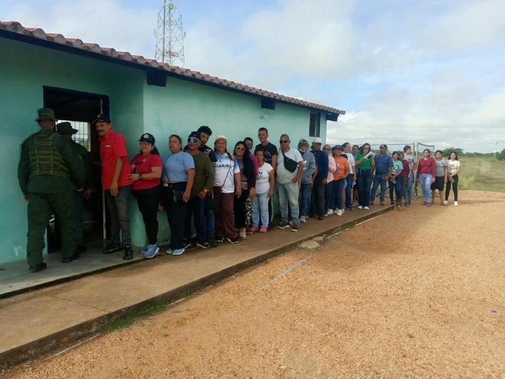 Aragua, Miranda y Monagas despliegan más de 2.000 centros de votación para la Consulta